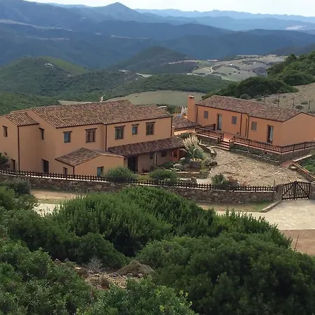 L'oasi Del Cervo Farm stay